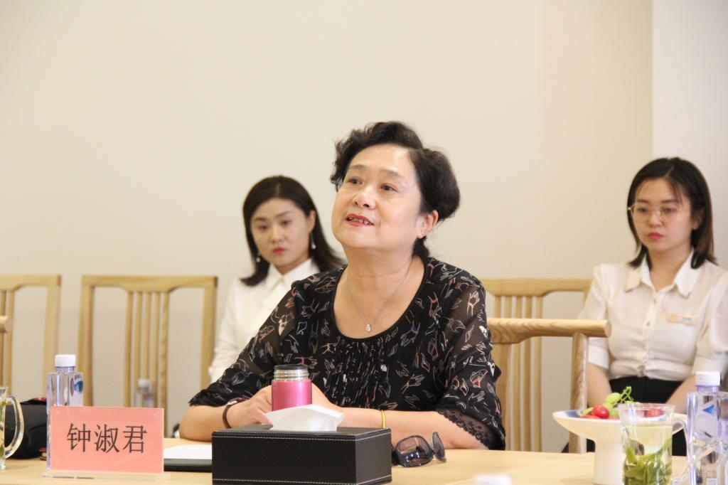 春风集团董事长_春风250sr图片