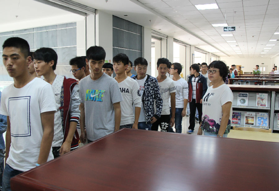 01.jpg