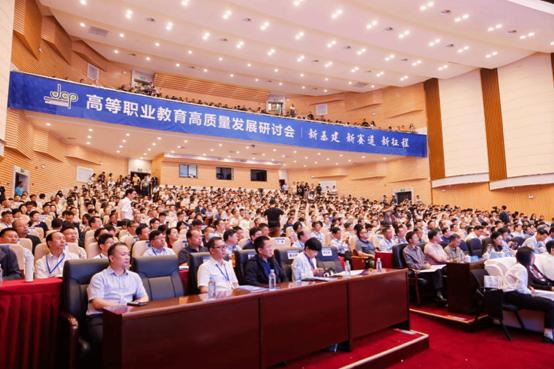 https://www.gxjsxy.cn/__local/1/35/88/F1CCEE73768977BA1B2E5C621D3_BB2F8813_7D5C9.png https://www.gxjsxy.cn/__local/1/35/88/F1CCEE73768977BA1B2E5C621D3_BB2F8813_7D5C9.png