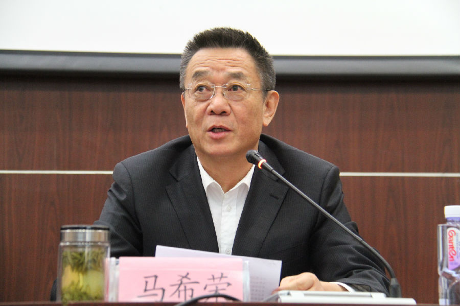 马校长_看图王.jpg
