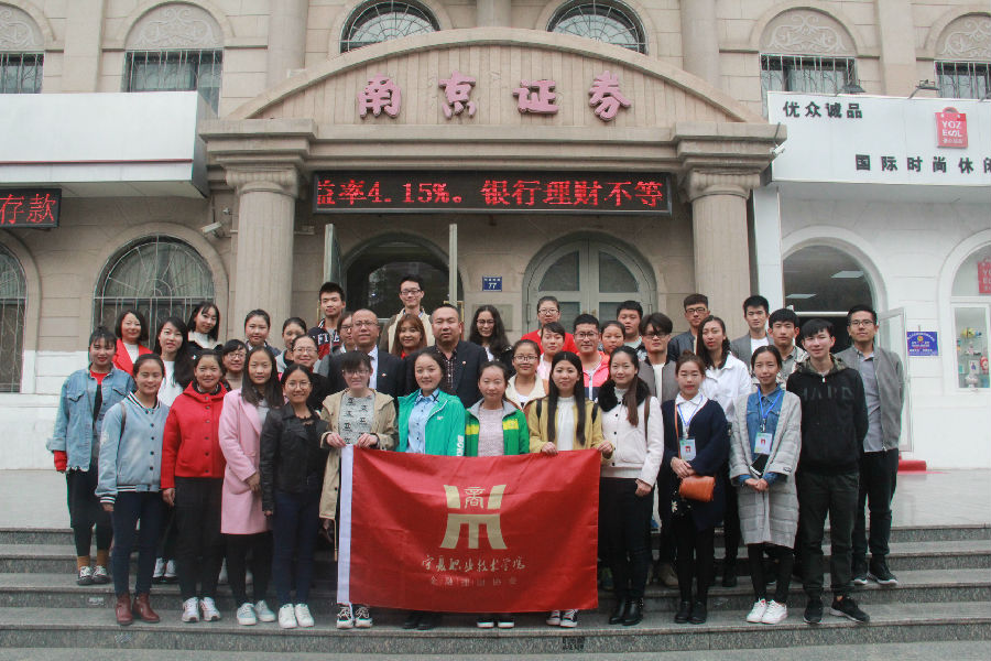 图1.JPG