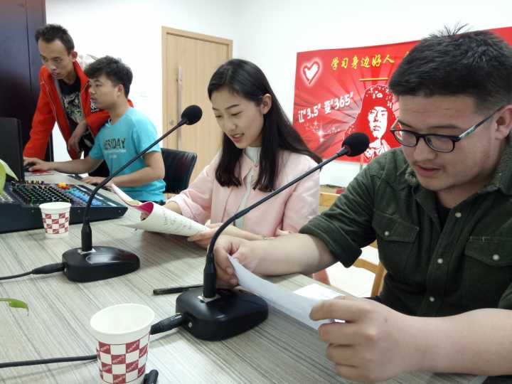 播音主持:王菲、丁家聪.jpg