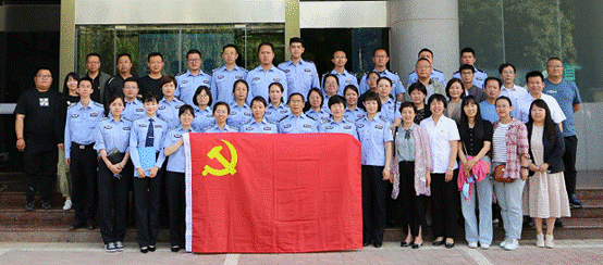 图片12 图片12